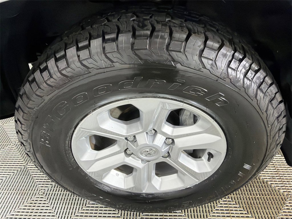 Used 2024 Toyota 4Runner SR5 image 11
