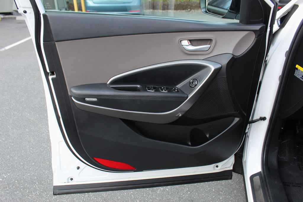 Used 2017 Hyundai Santa Fe Sport AWD/4WD image 11