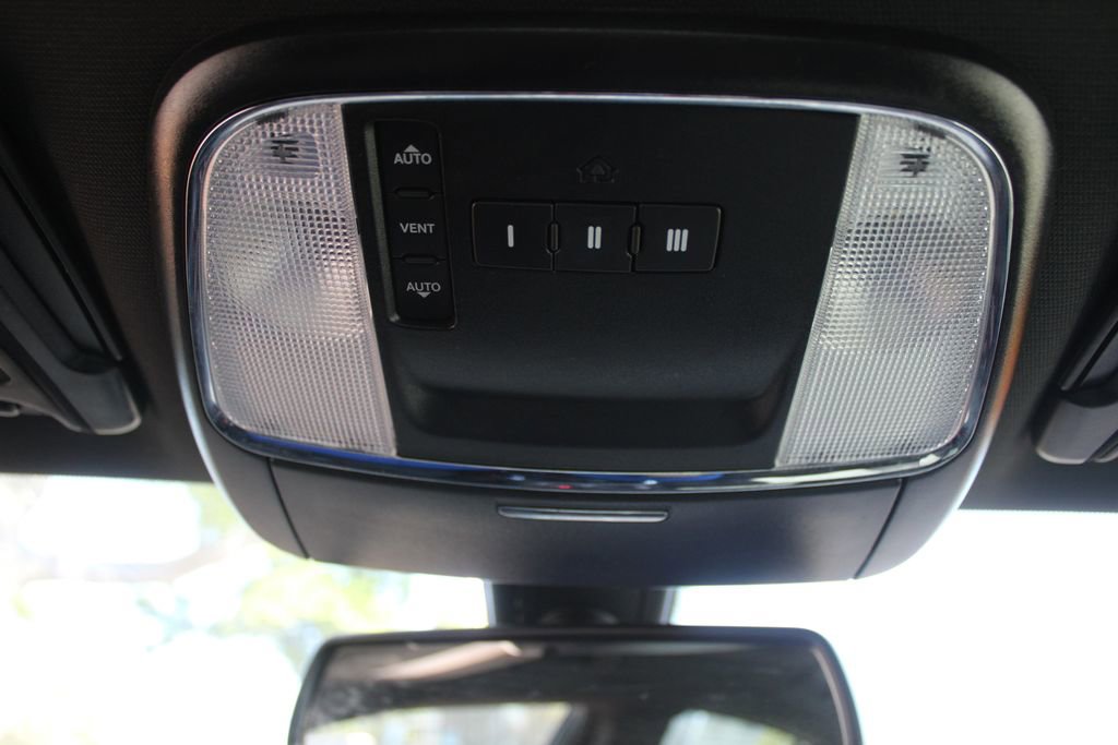 Used 2019 Dodge Charger R/T w/ Driver Confidence Group image 49