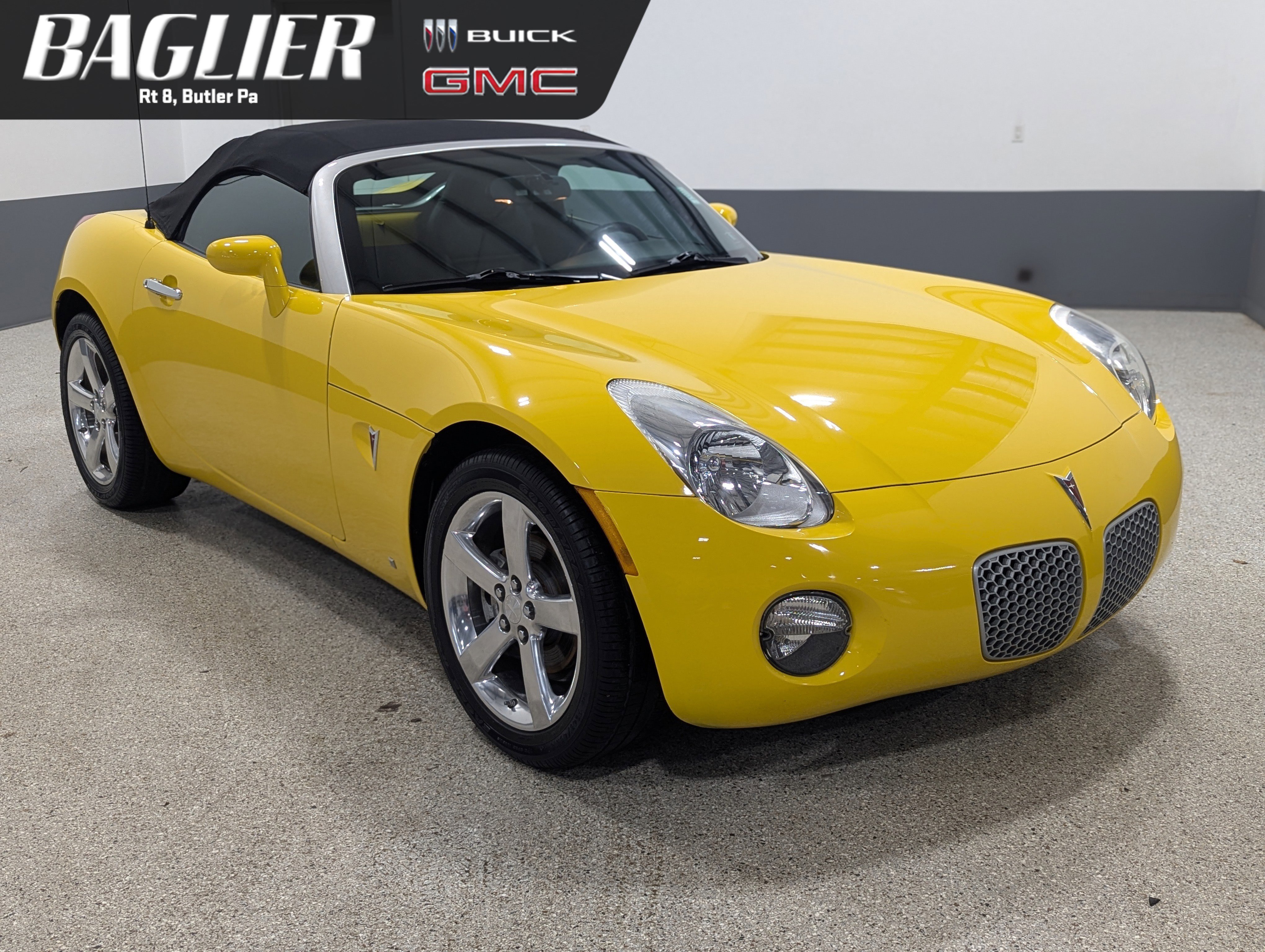 Used 2008 Pontiac Solstice Convertible w/ Premium Package