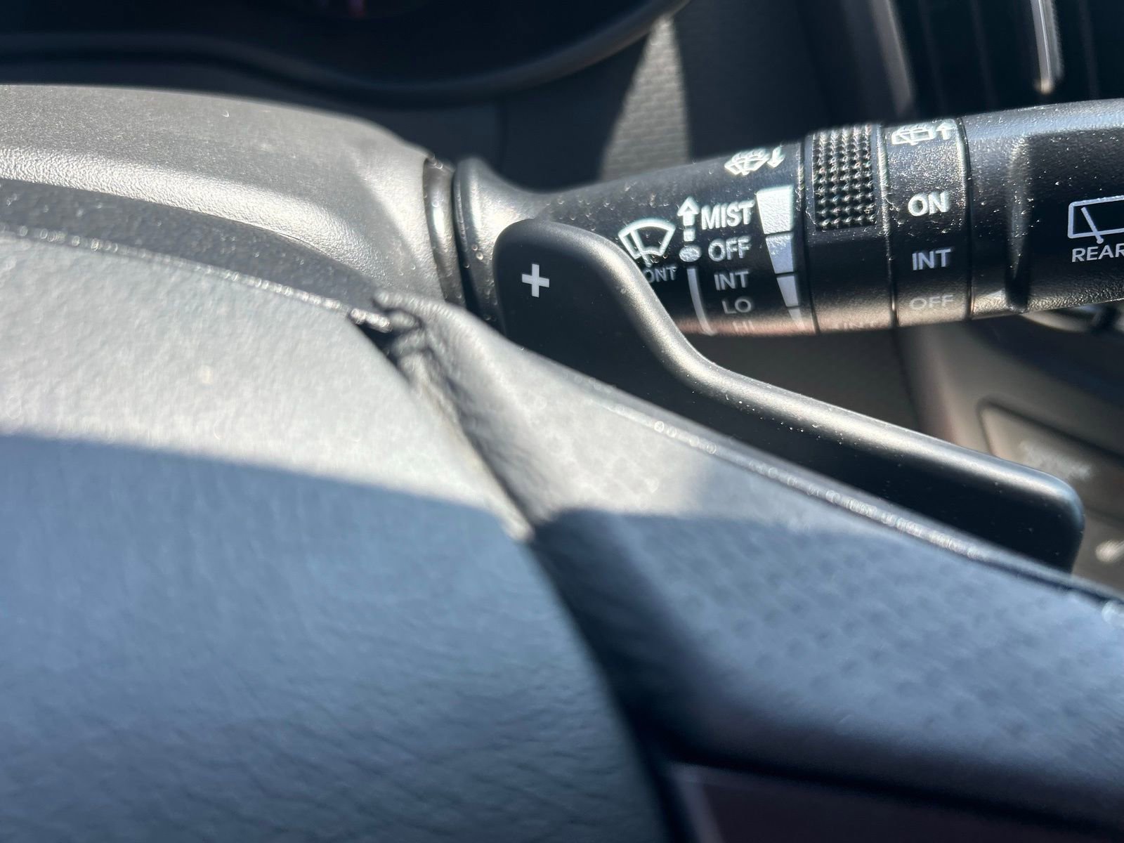 Used 2016 Hyundai Veloster Turbo image 24