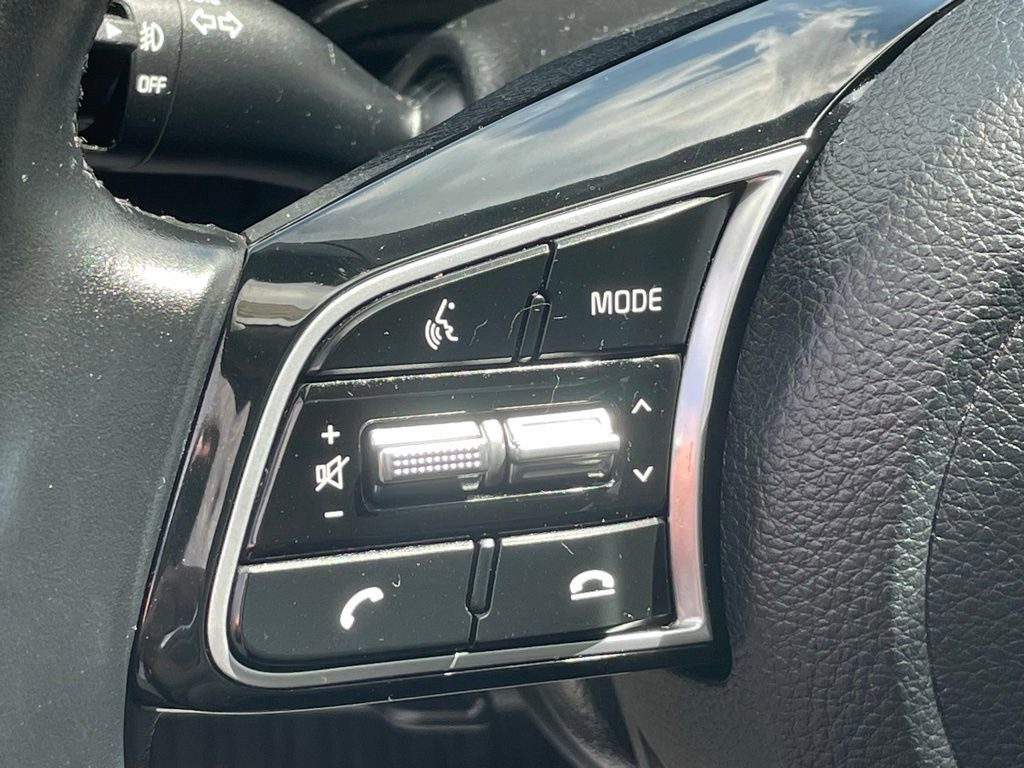 Certified 2022 Kia Seltos EX image 28