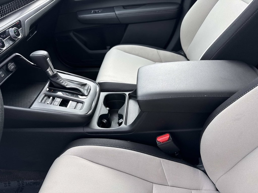 Used 2024 Honda CR-V EX image 16