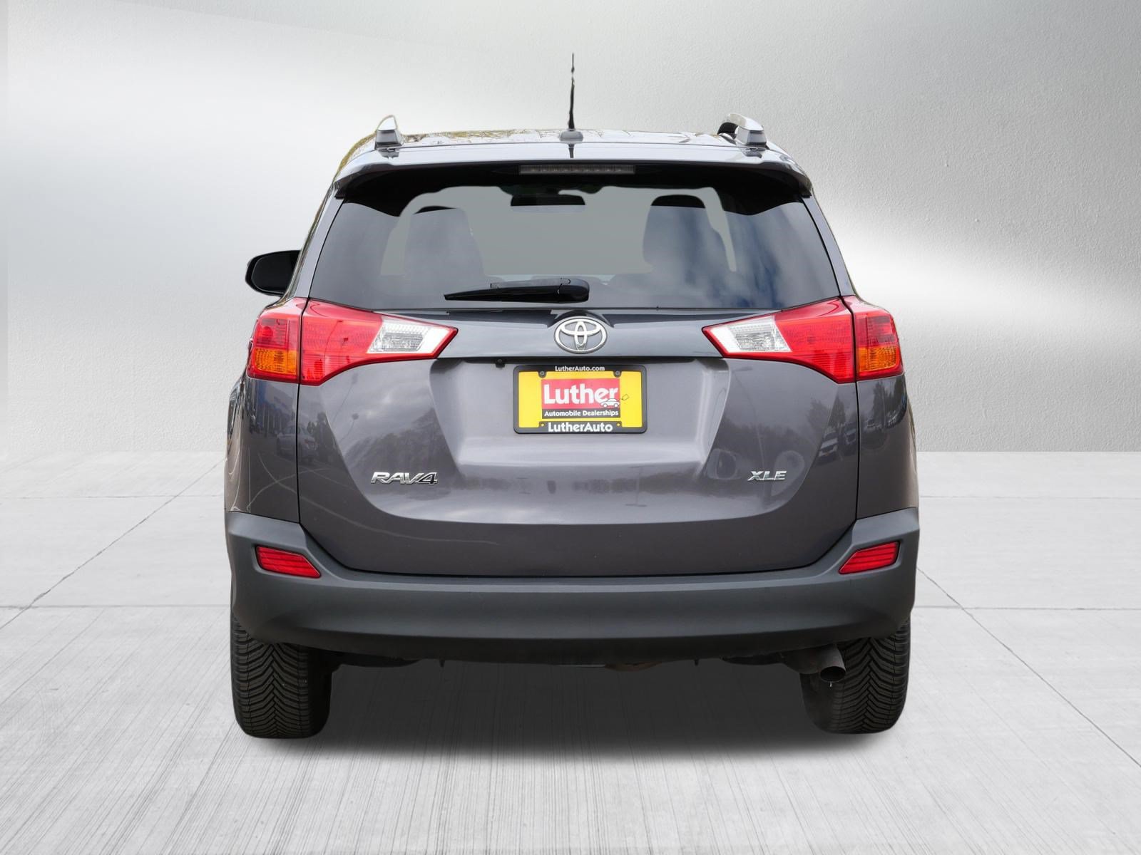 Used 2014 Toyota RAV4 XLE FWD image 6