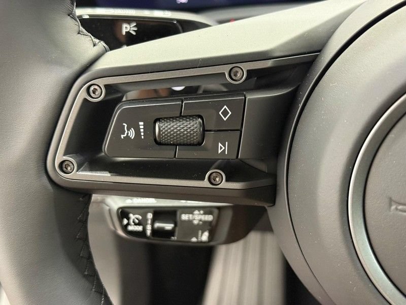New 2025 Porsche Taycan AWD/4WD image 19