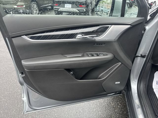 Used 2023 Cadillac XT6 Premium Luxury AWD/4WD image 23