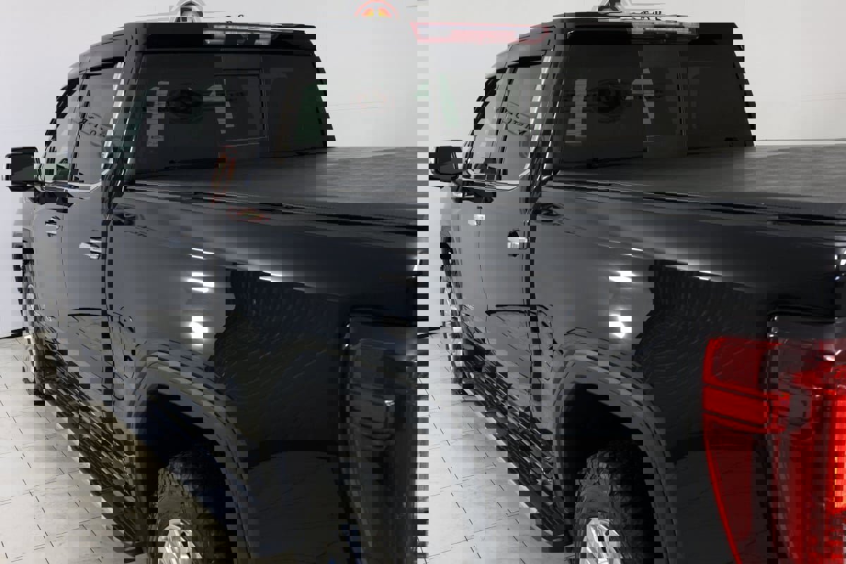 Used 2022 GMC Sierra 1500 Denali image 46