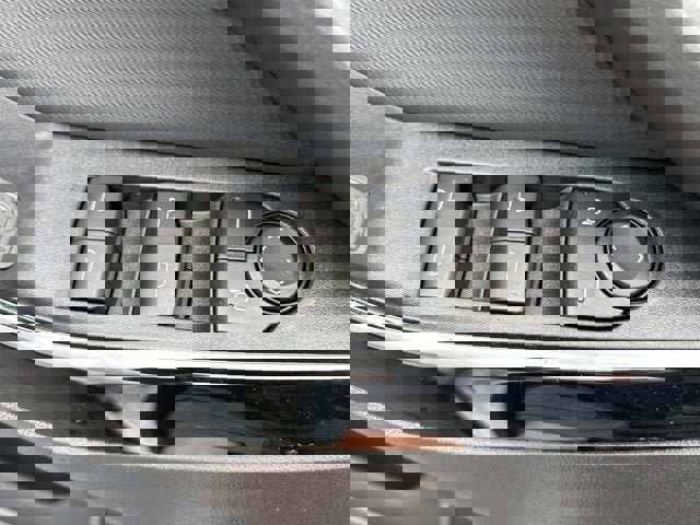 New 2026 Chevrolet Equinox LT w/ Convenience Package II image 25