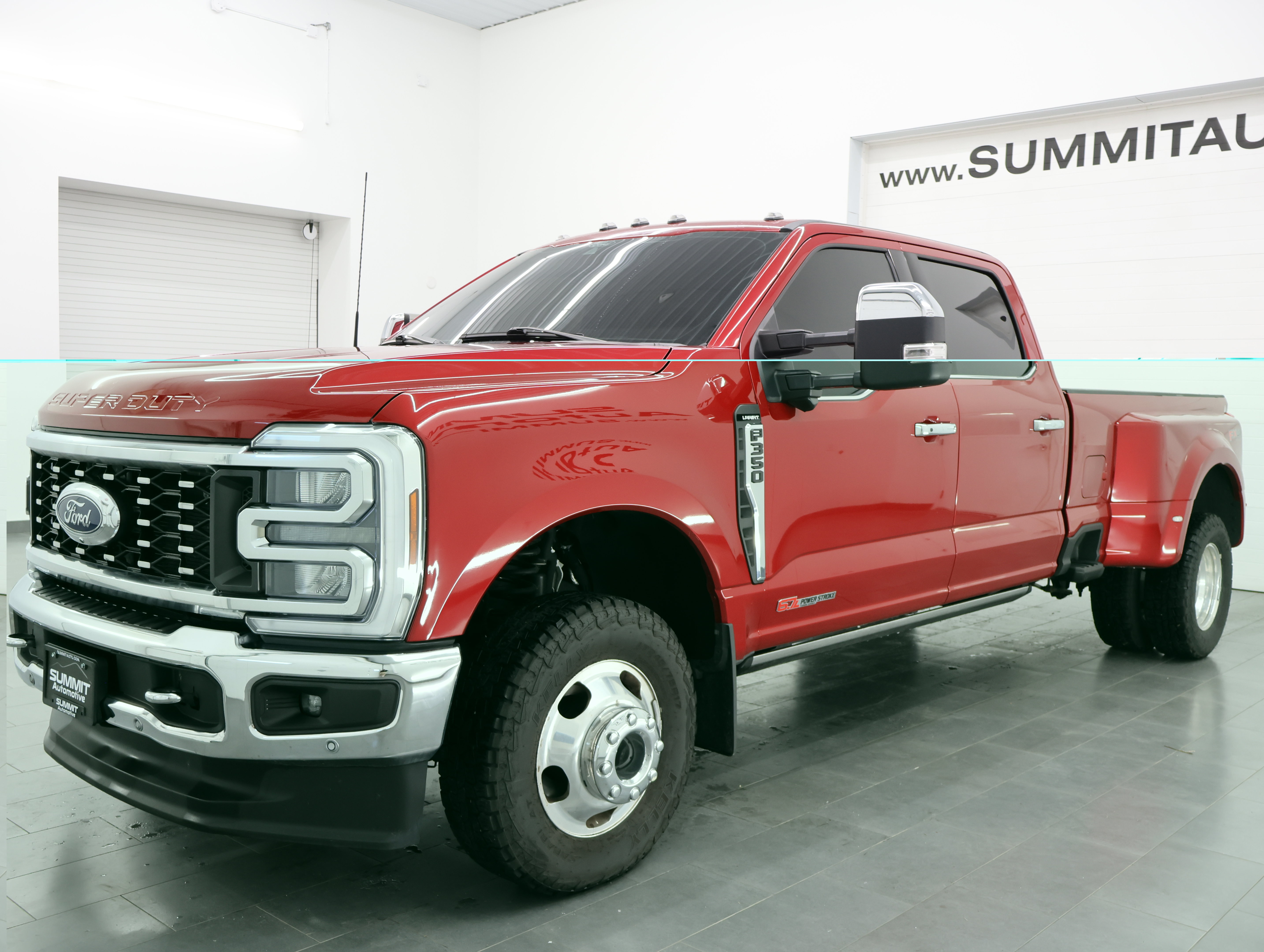 Used 2024 Ford F350 Lariat w/ Lariat Ultimate Package AWD/4WD image 7