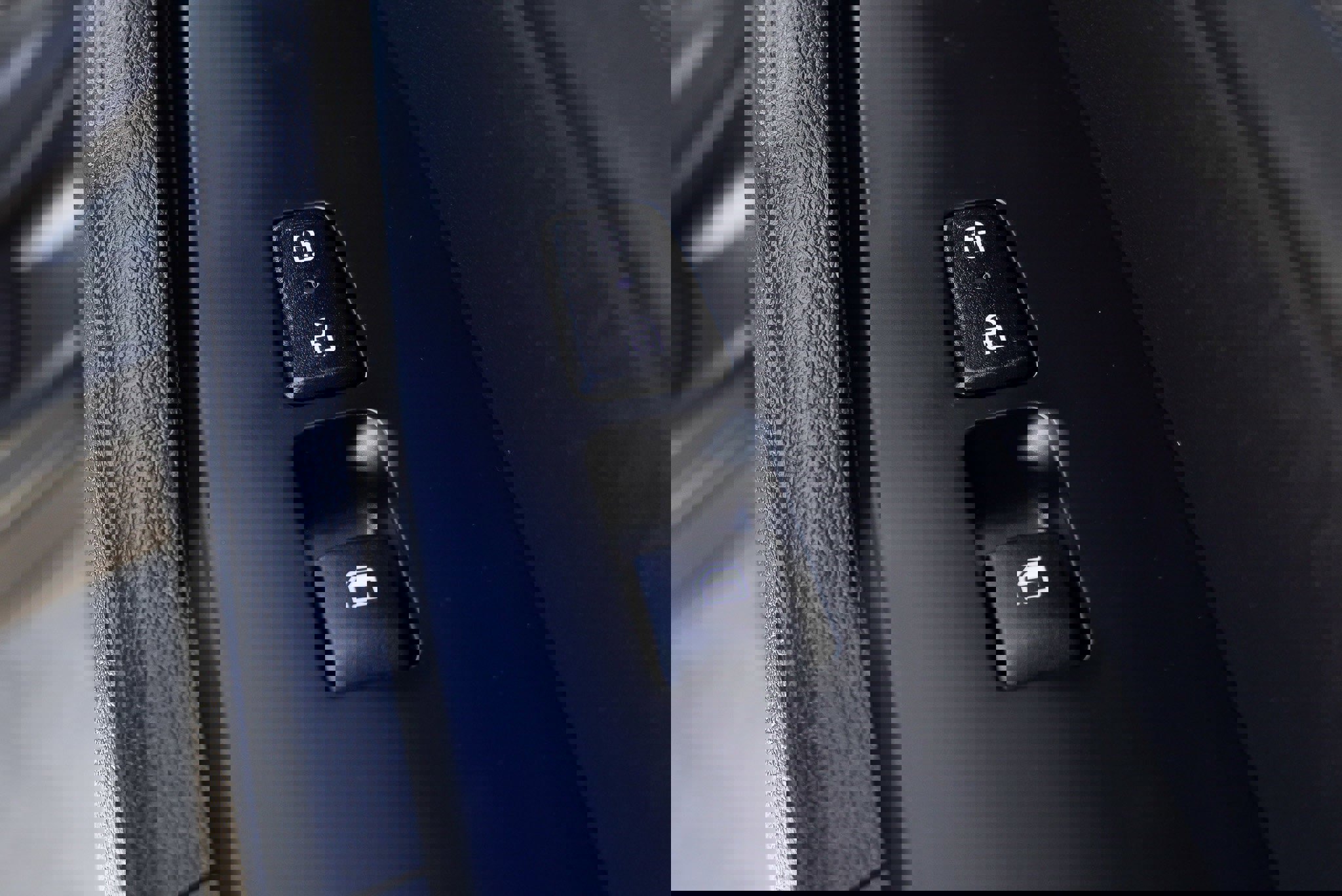 Used 2025 Kia Sportage LX image 25