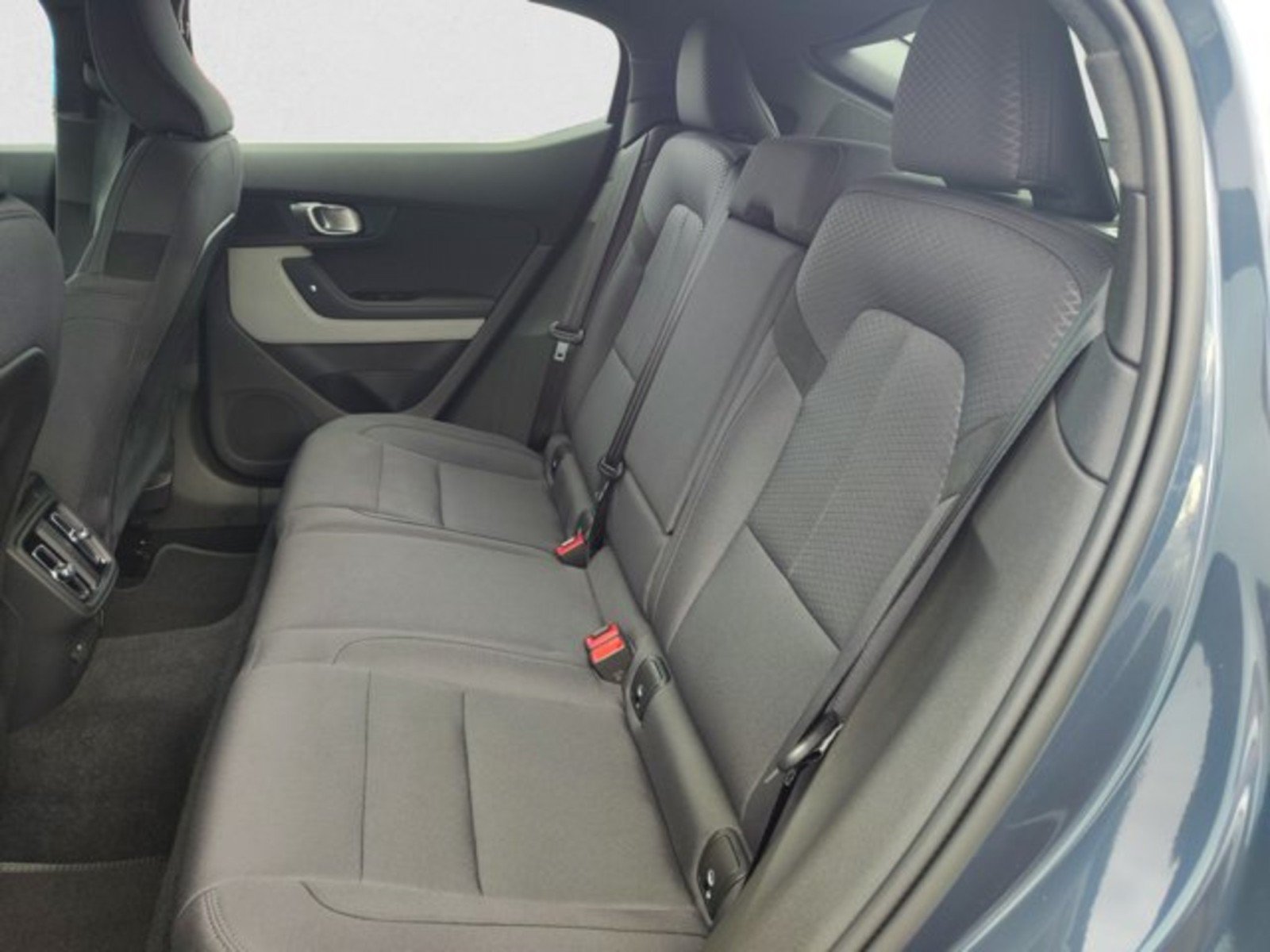 Used 2024 Polestar Polestar 2 AWD/4WD image 17