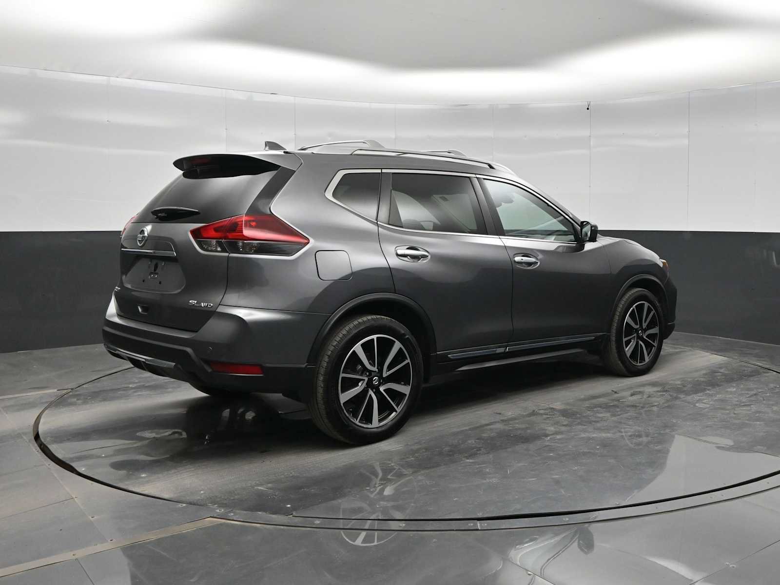 Used 2019 Nissan Rogue SL w/ Premium Package AWD/4WD image 7
