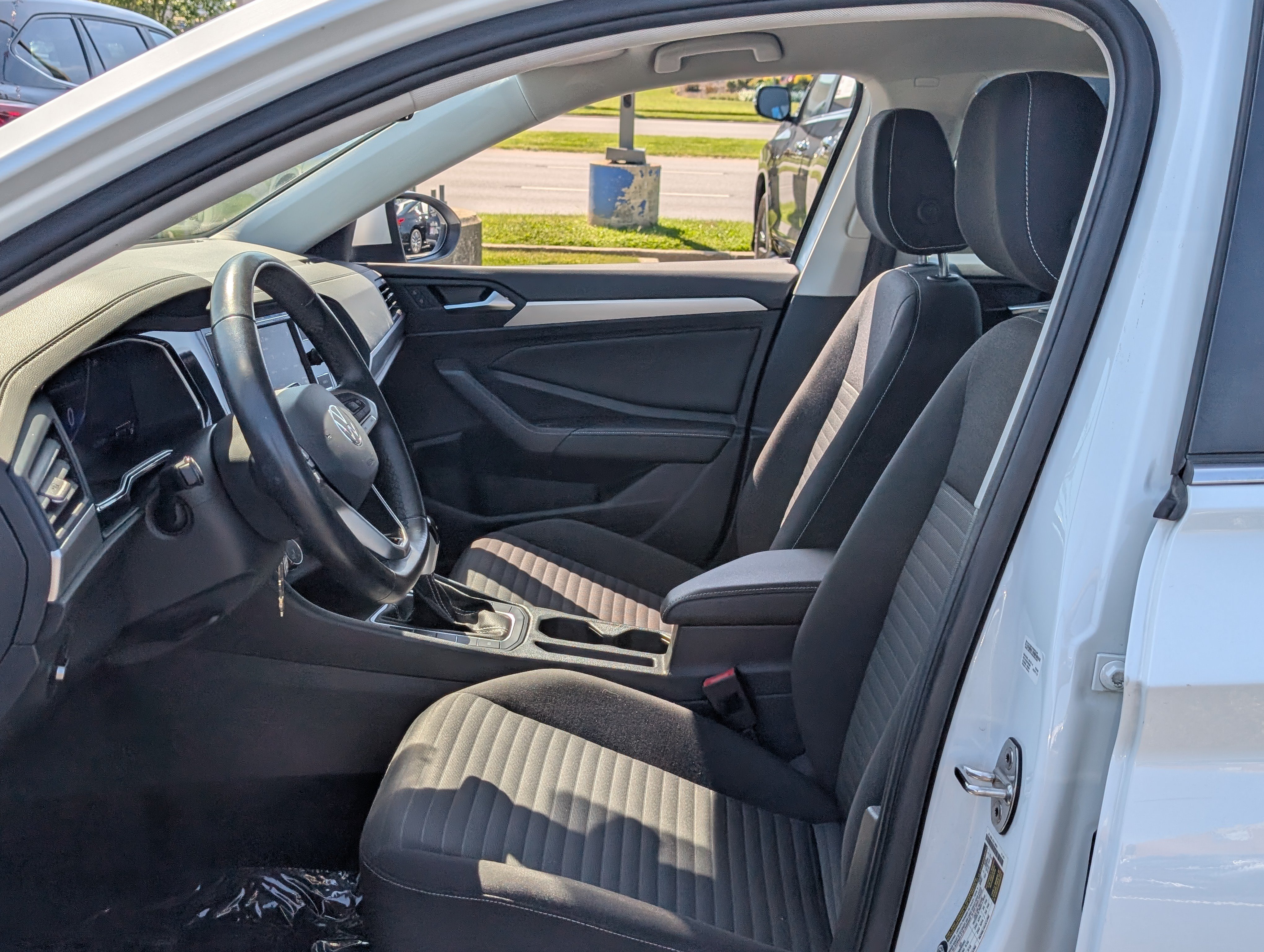 Used 2024 Volkswagen Jetta S FWD image 15