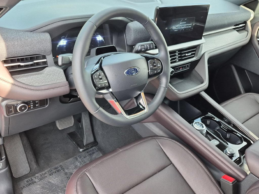 New 2026 Ford Explorer Platinum w/ LUX Leather Package AWD/4WD image 10