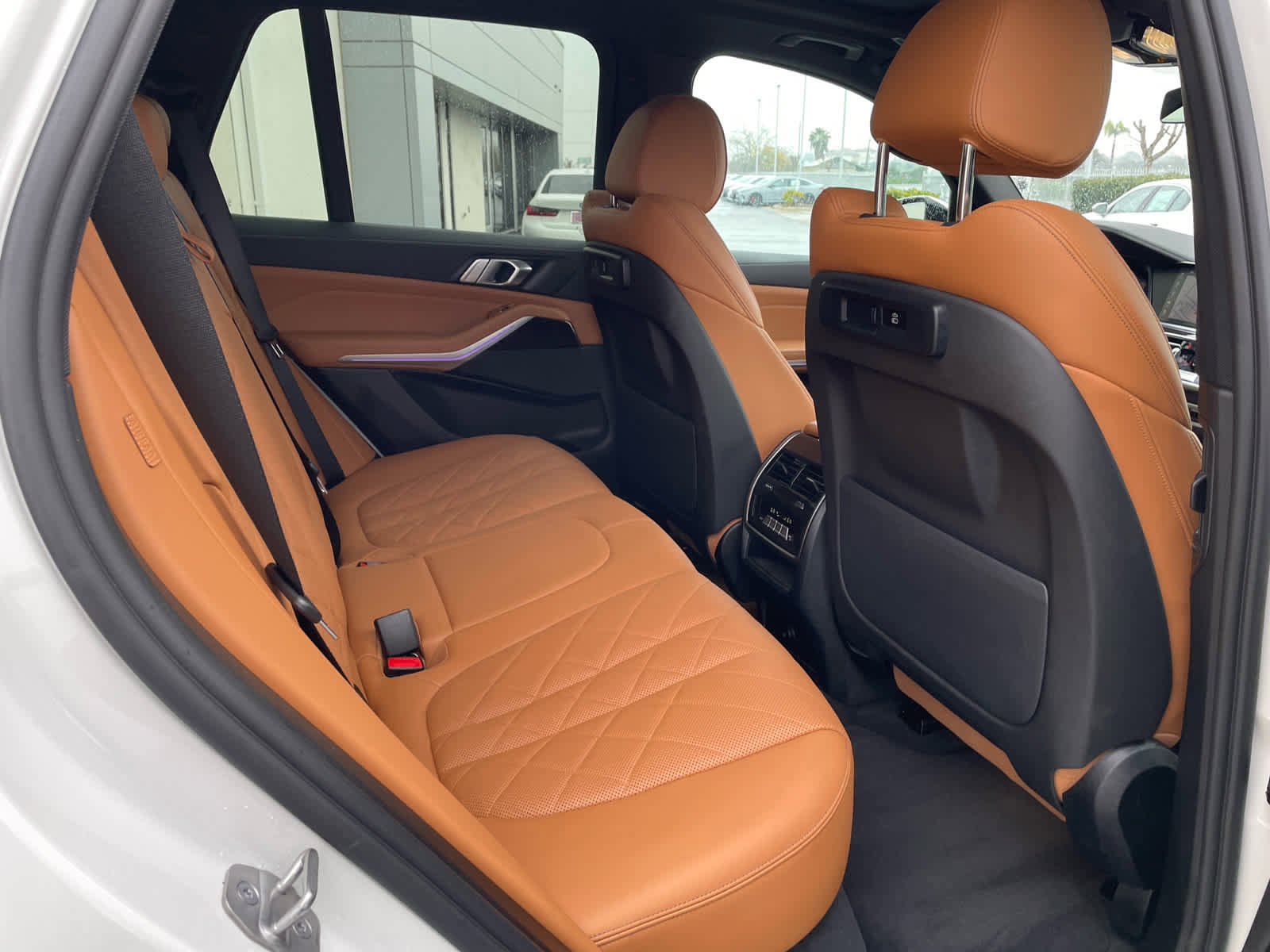 Used 2023 BMW X5 xDrive40i w/ M Sport Package image 9