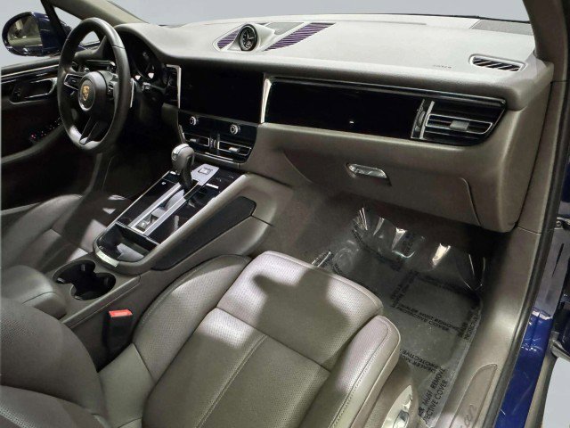 Used 2024 Porsche Macan image 83