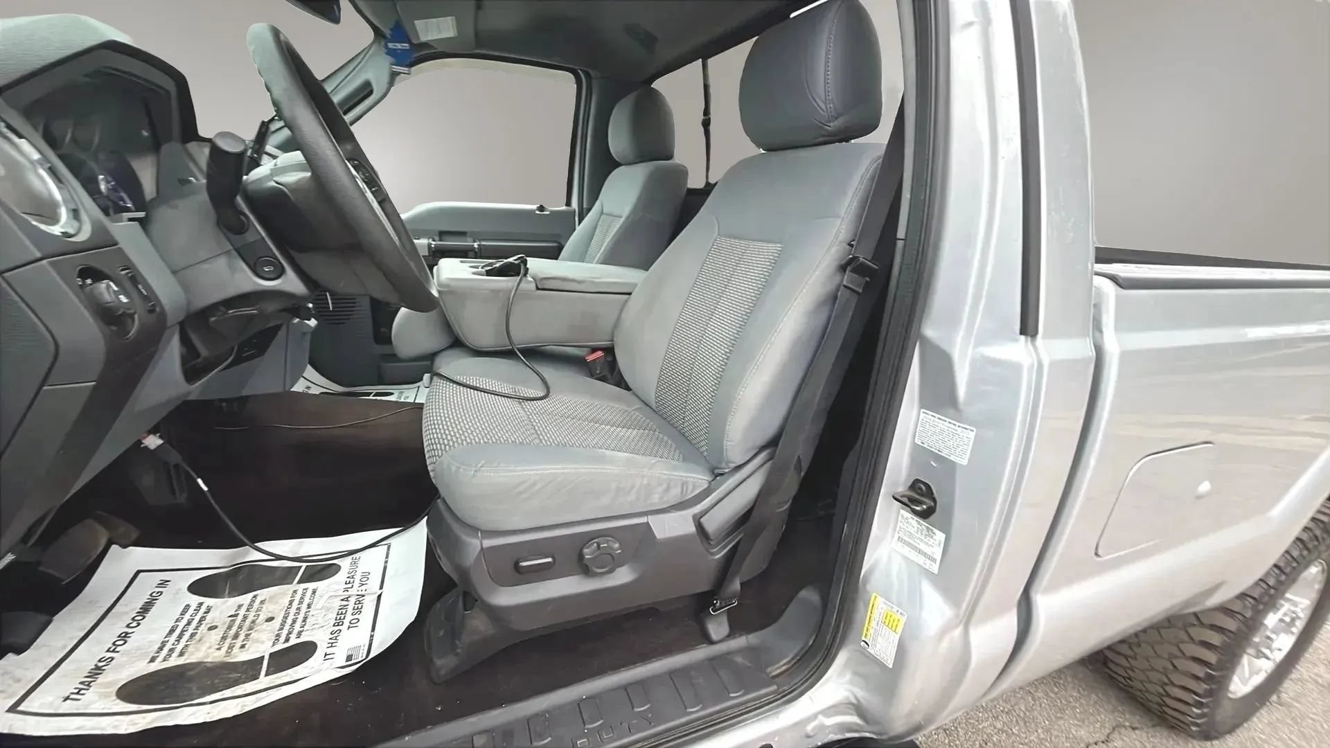 Used 2016 Ford F350 XLT AWD/4WD image 4