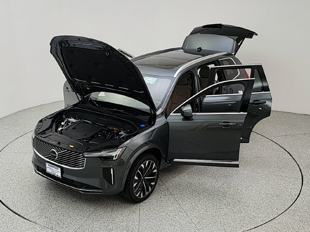 New 2027 Volvo XC90 B6 Plus AWD/4WD image 30