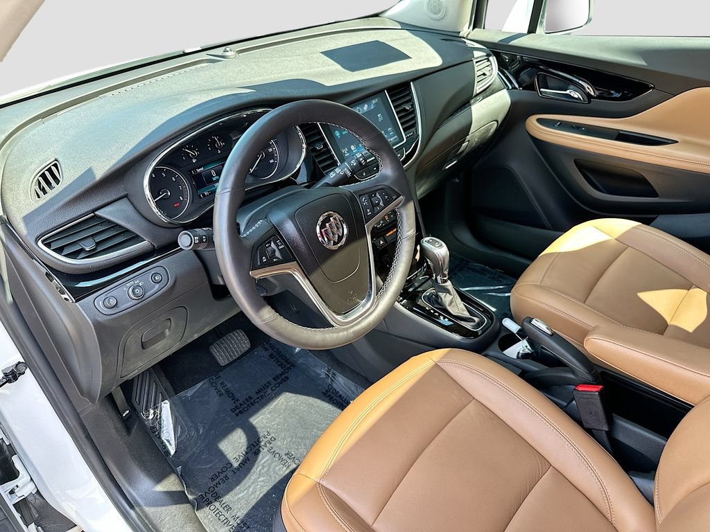 Used 2018 Buick Encore Essence AWD/4WD image 4