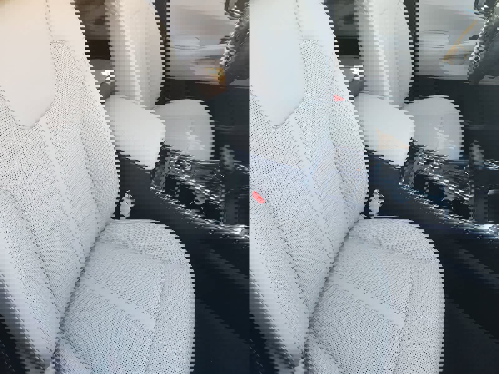 New 2026 Kia Sorento S FWD image 12