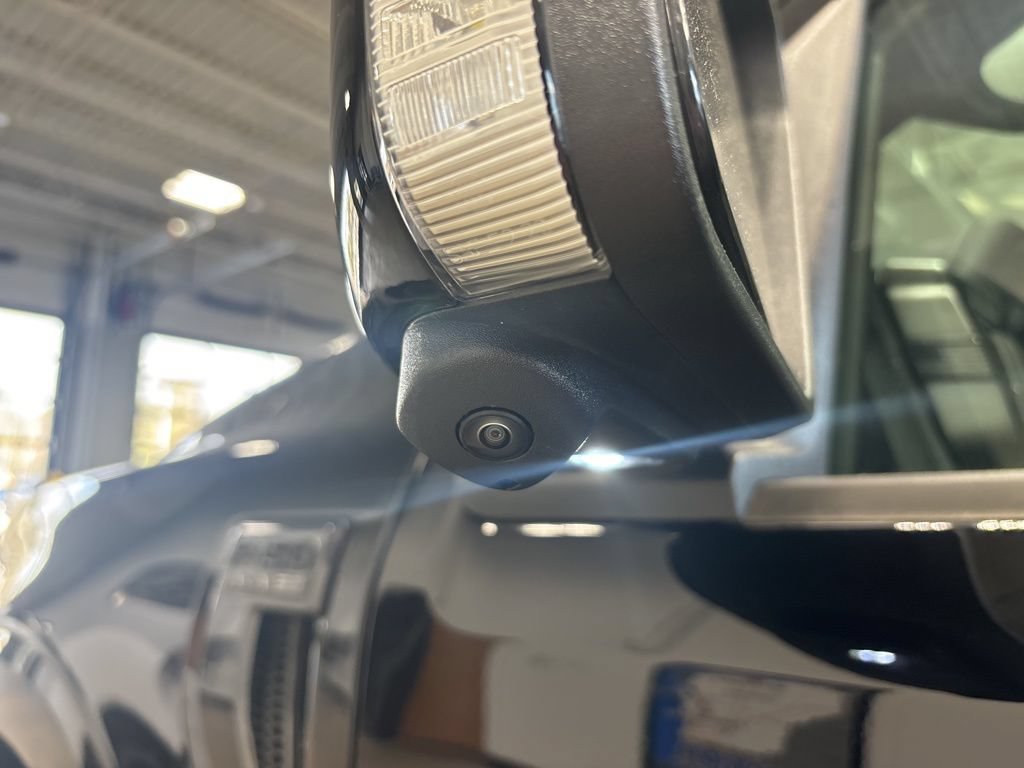 Used 2024 Ford F150 Lariat AWD/4WD image 23