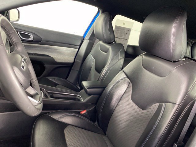 Used 2023 Jeep Compass Latitude w/ Convenience Group AWD/4WD image 18