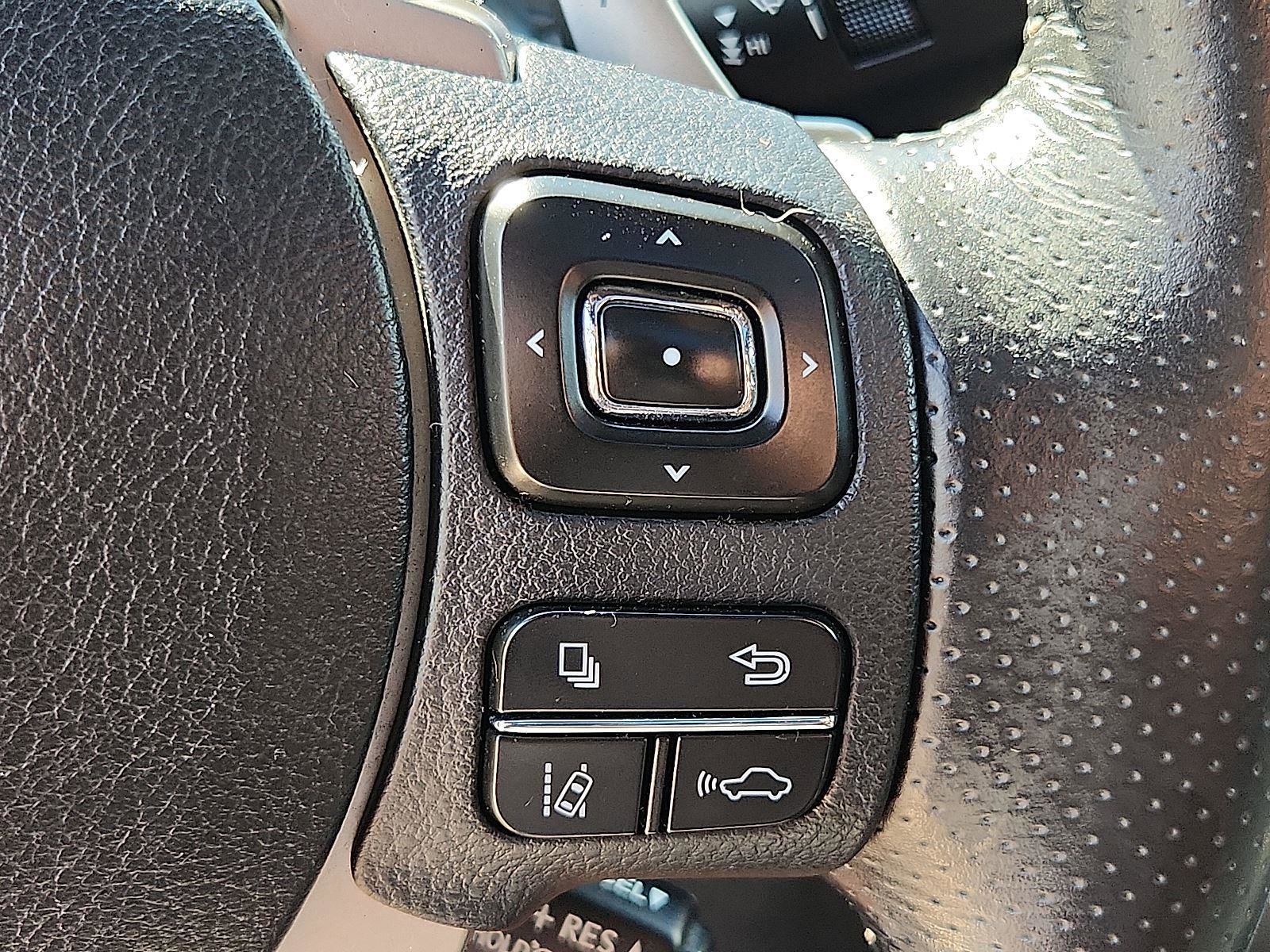 Used 2020 Lexus IS 350 F Sport w/ F Sport Package image 22