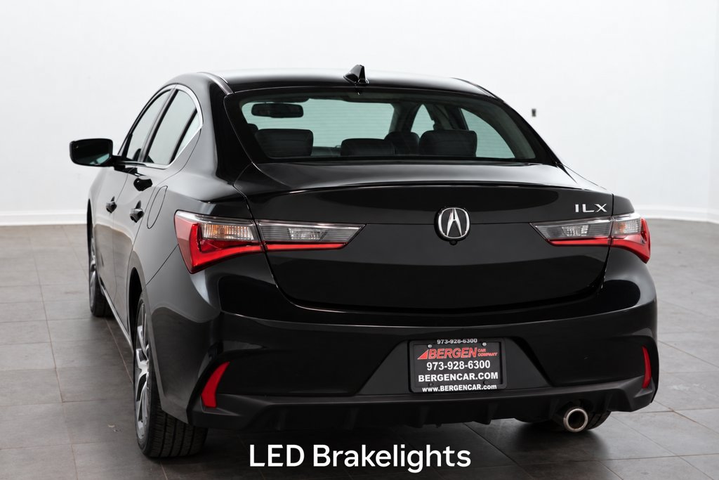 Used 2020 Acura ILX w/ Premium Package FWD image 9