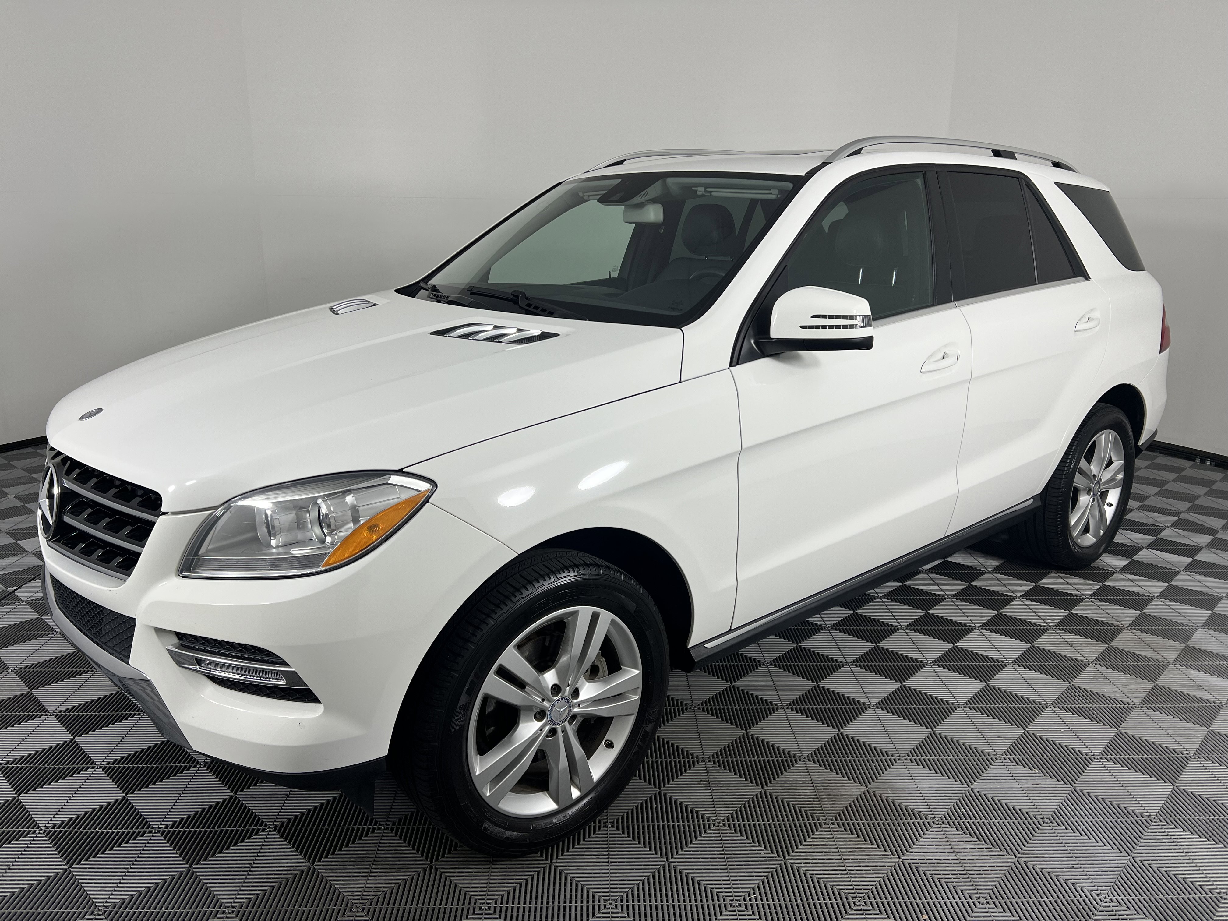 Used 2015 Mercedes-Benz ML 350 4MATIC image 8