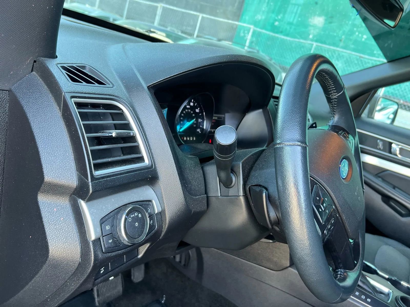 Used 2017 Ford Explorer XLT w/ Equipment Group 201A FWD image 20