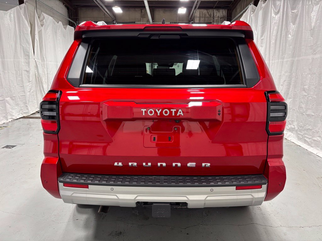 Used 2025 Toyota 4Runner Limited AWD/4WD image 6