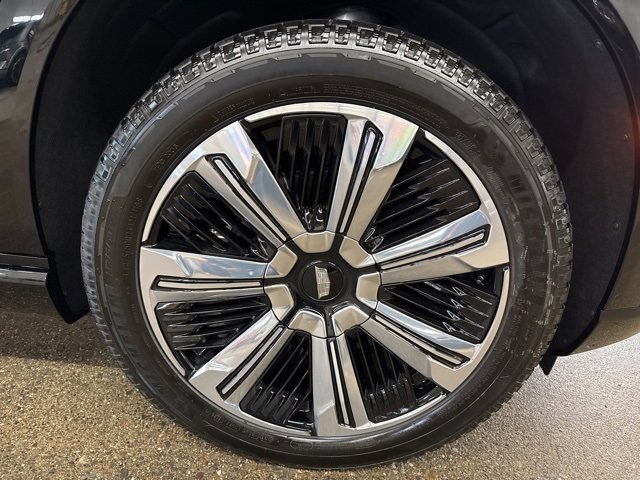 Used 2025 Cadillac Escalade IQ Luxury 1 image 9