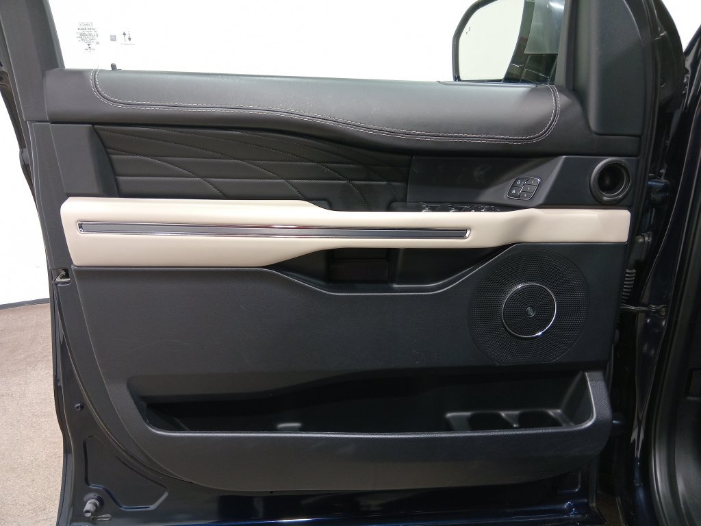 Certified 2021 Ford Expedition Platinum AWD/4WD image 19