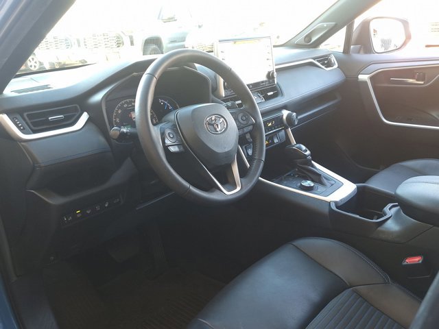 Certified 2022 Toyota RAV4 XSE image 9