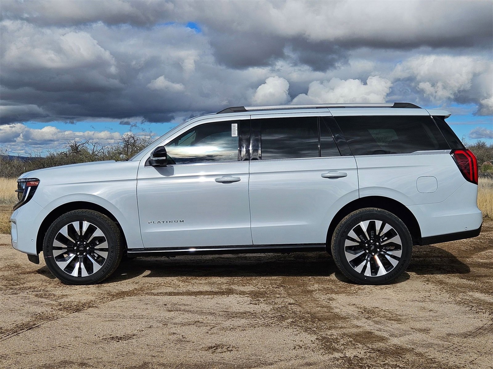 New 2025 Ford Expedition Platinum w/ Driver's Package image 9