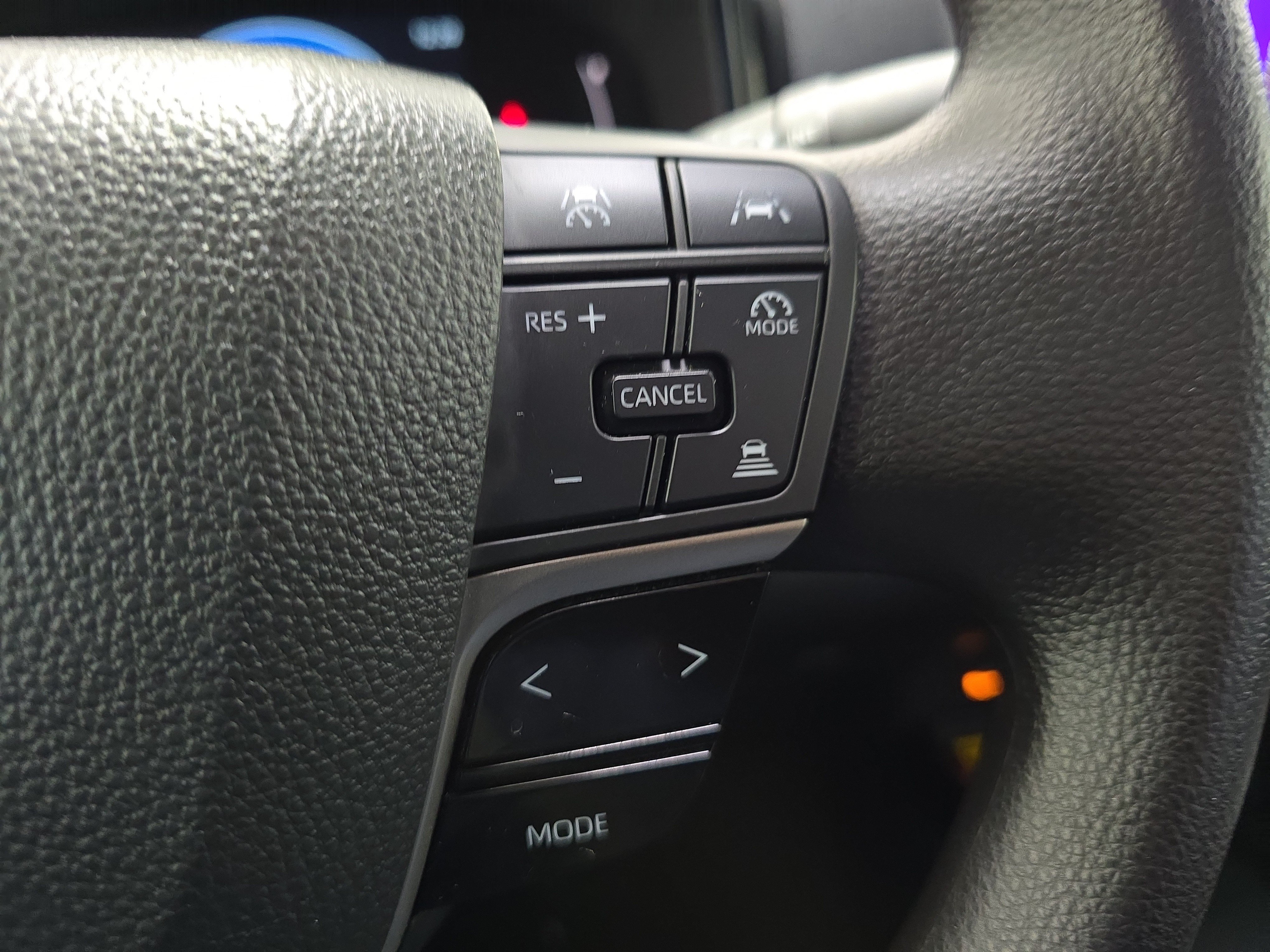 Used 2025 Toyota Camry LE FWD image 24