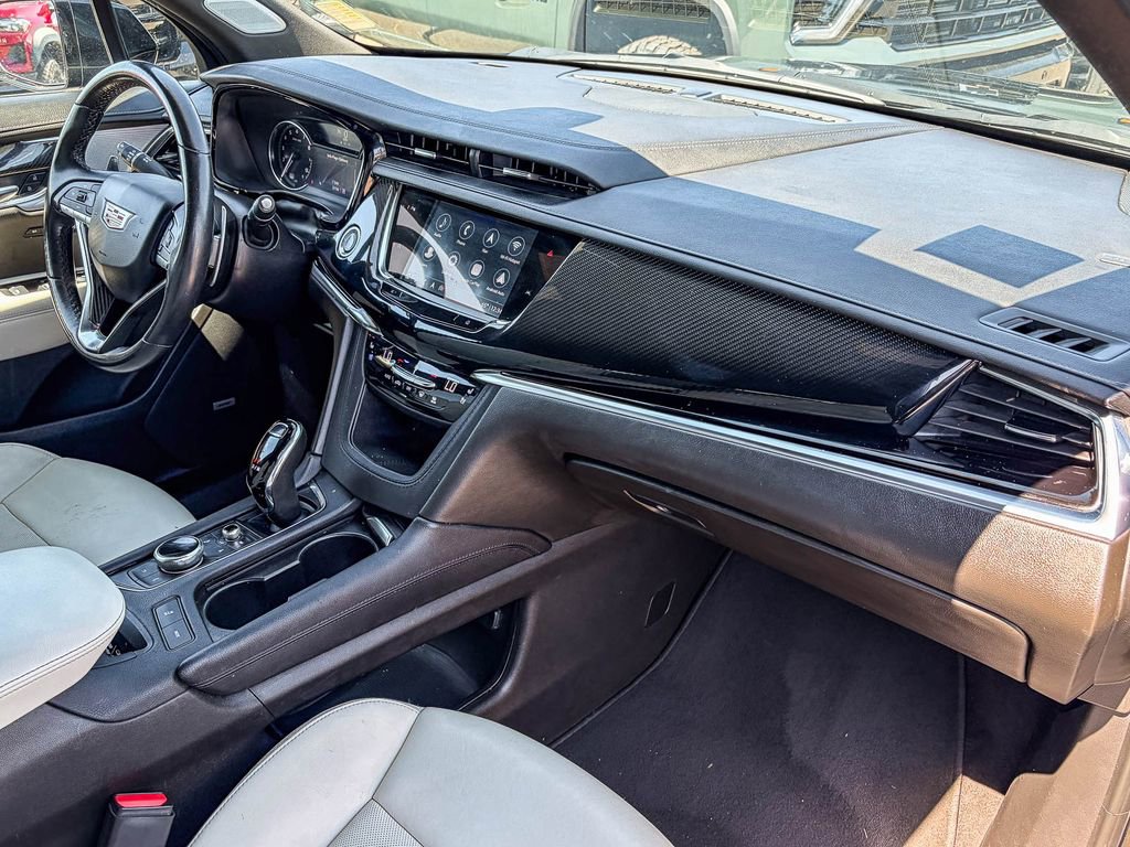 Used 2023 Cadillac XT6 Sport image 35
