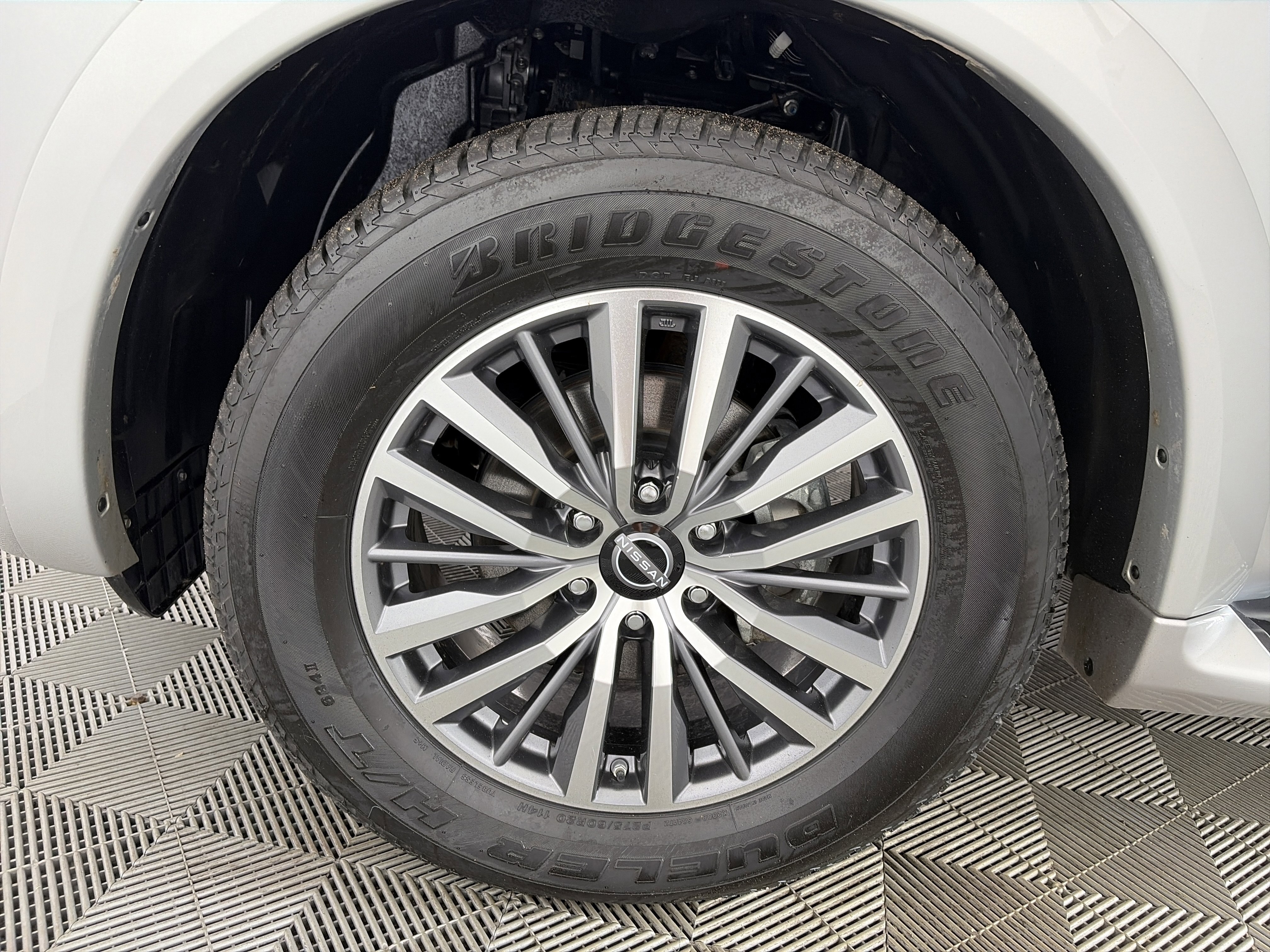 Certified 2023 Nissan Armada SL w/ Captain's Chairs Package image 13