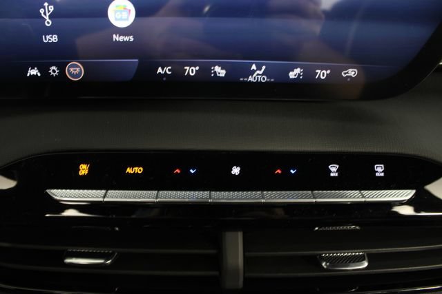 New 2026 Buick Enclave Preferred w/ Power Package image 8