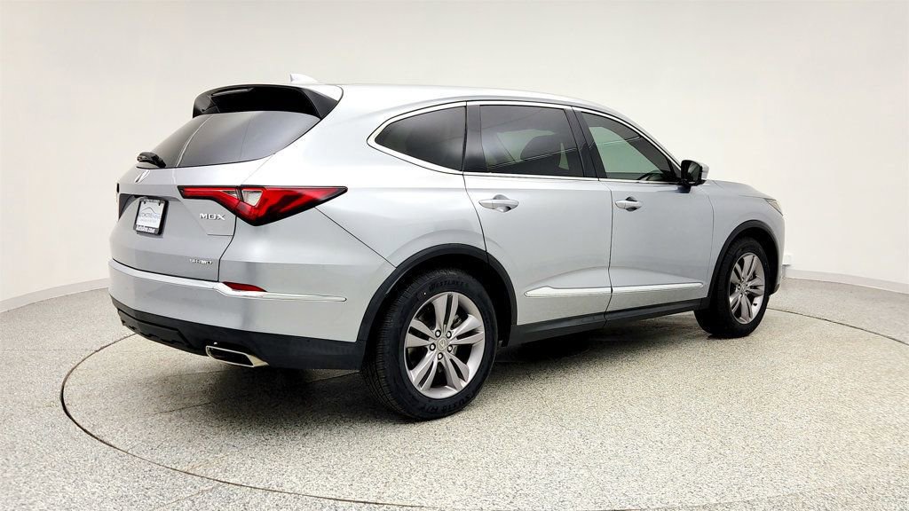 Used 2022 Acura MDX SH-AWD image 5