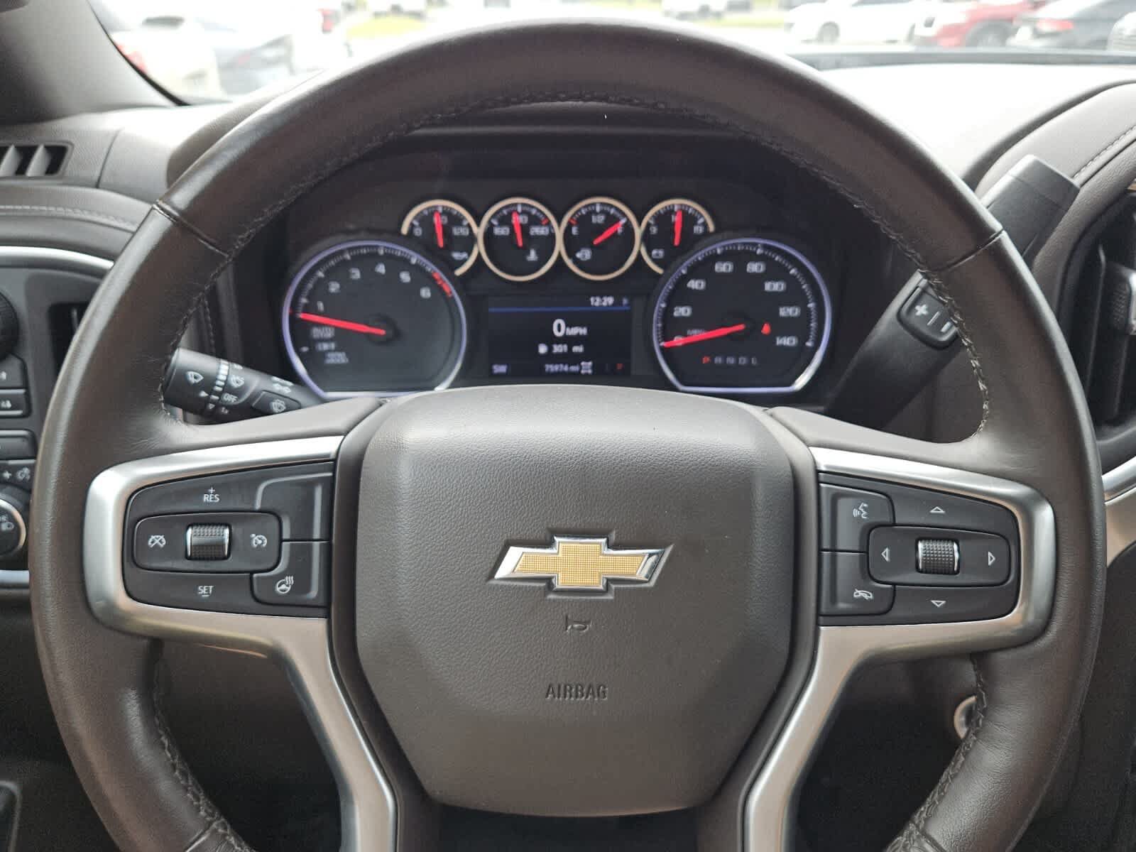 Used 2019 Chevrolet Silverado 1500 LT w/ All-Star Edition AWD/4WD image 12