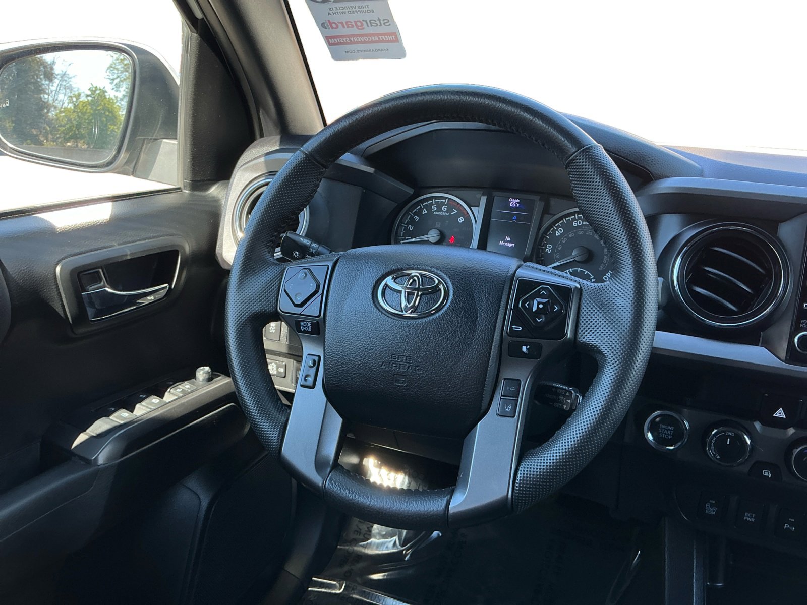 Used 2022 Toyota Tacoma TRD Off-Road w/ Technology Package image 11