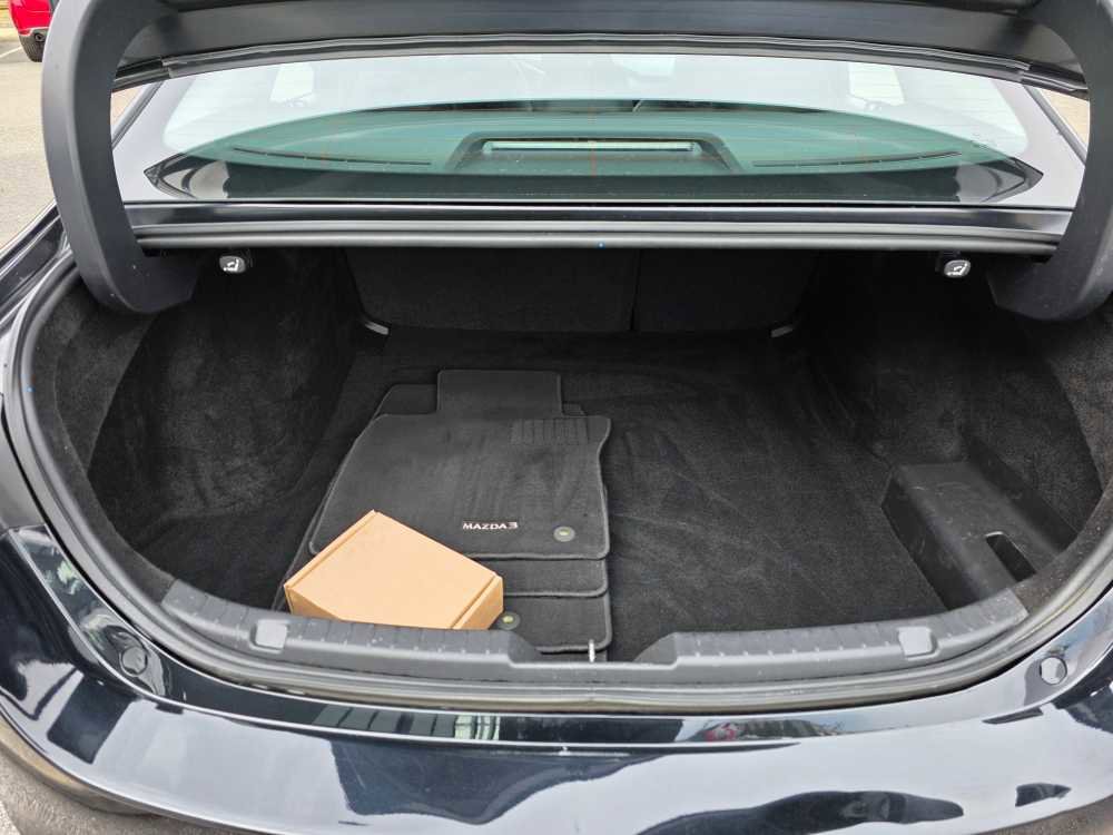 Used 2025 MAZDA MAZDA3 s image 27
