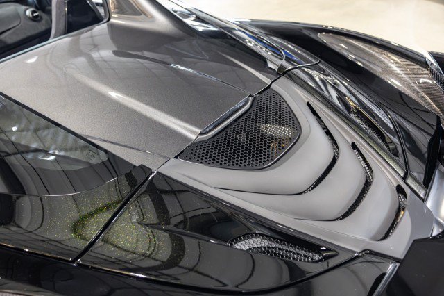 Used 2020 McLaren 720S Spider RWD image 32