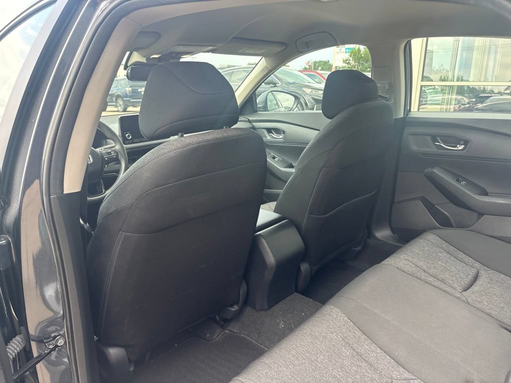 Used 2023 Honda Accord LX image 32