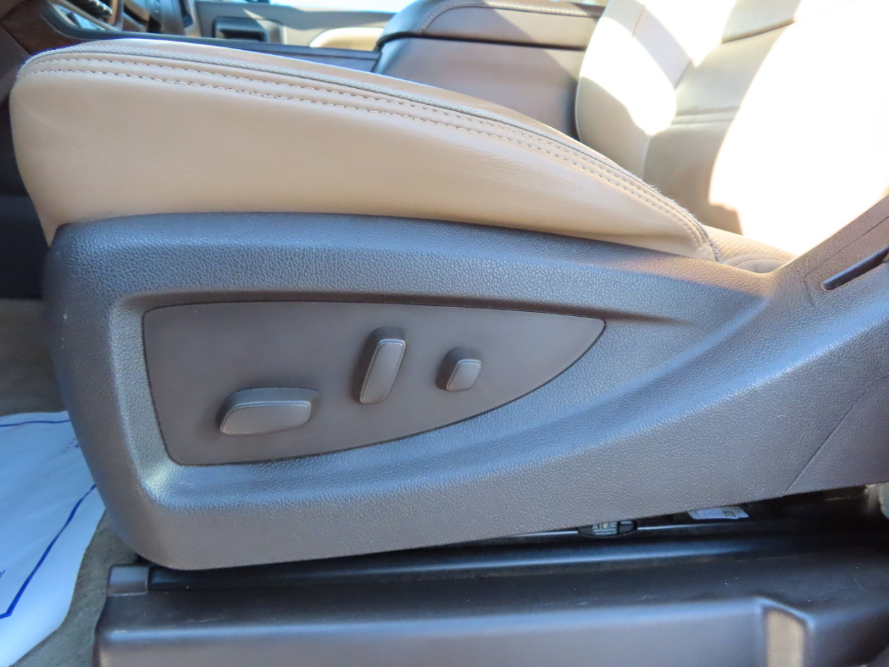 Used 2018 GMC Sierra 3500 Denali w/ Duramax Plus Package image 33