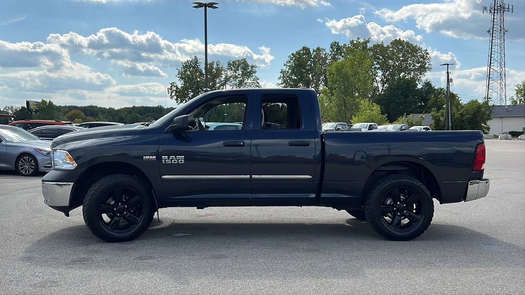 Used 2018 RAM 1500 ST w/ SXT Appearance Group image 7