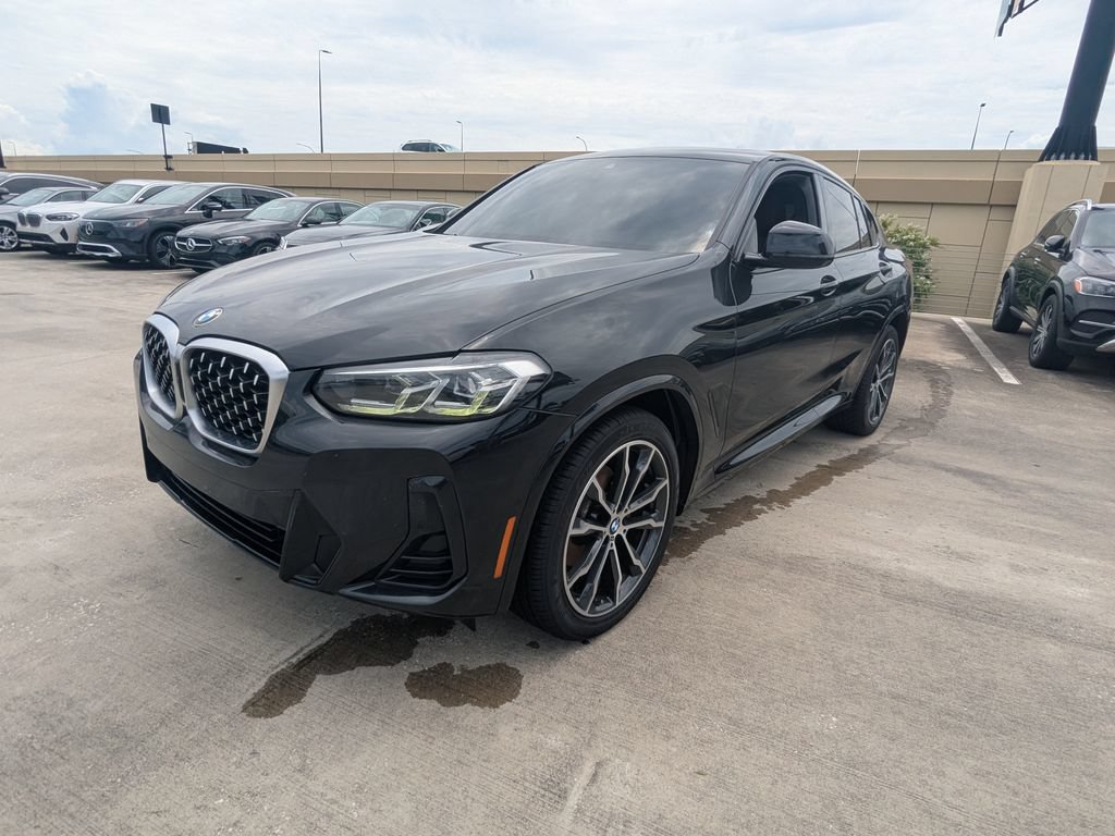 Used 2023 BMW X4 xDrive30i w/ M Sport Package AWD/4WD image 33