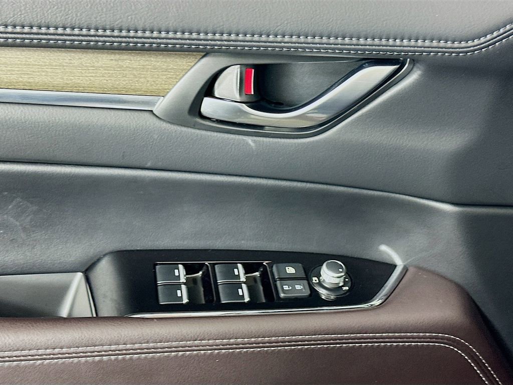 Used 2024 MAZDA CX-5 Signature image 18