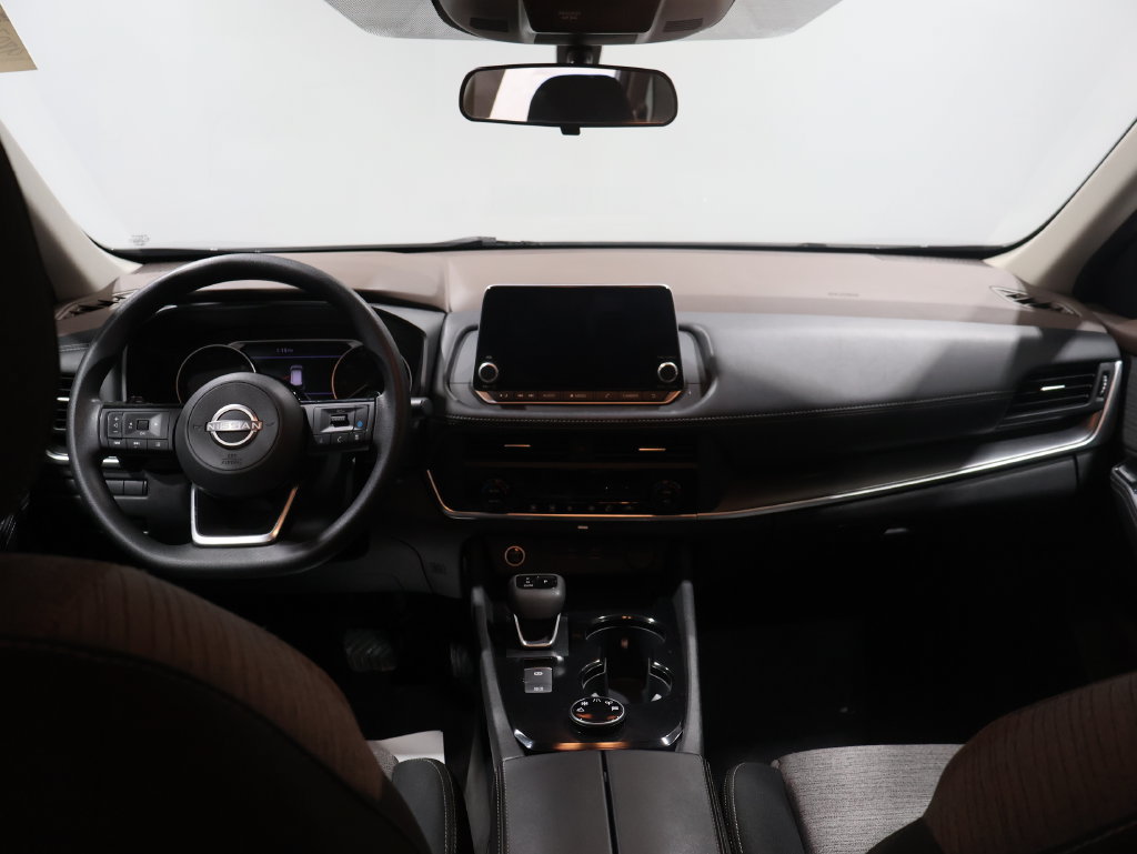 Used 2023 Nissan Rogue SV AWD/4WD image 17